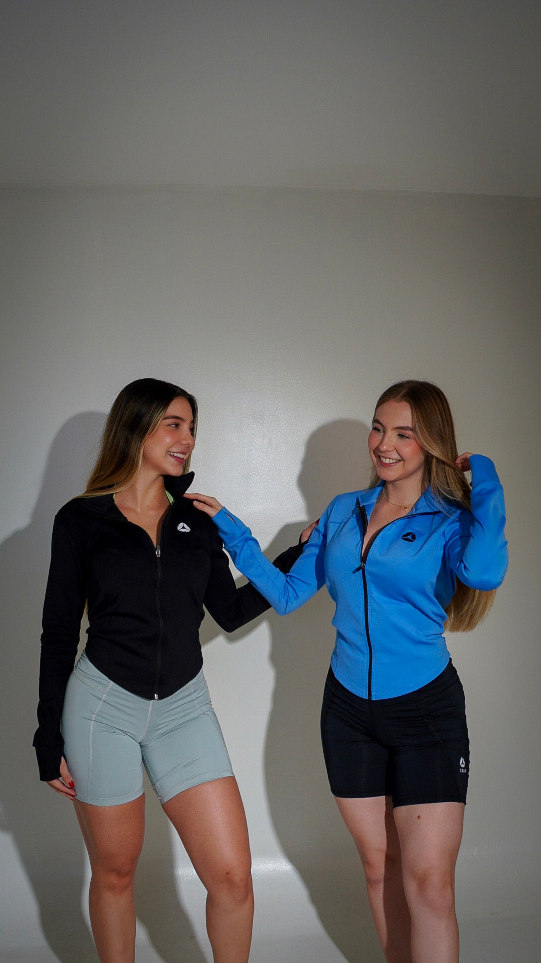 CHAQUETA ZIP