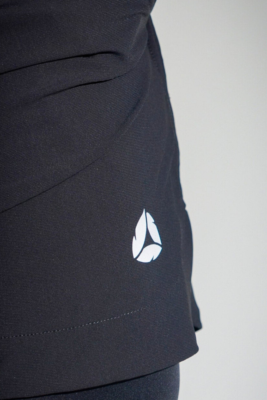 SHORT MAGNUS