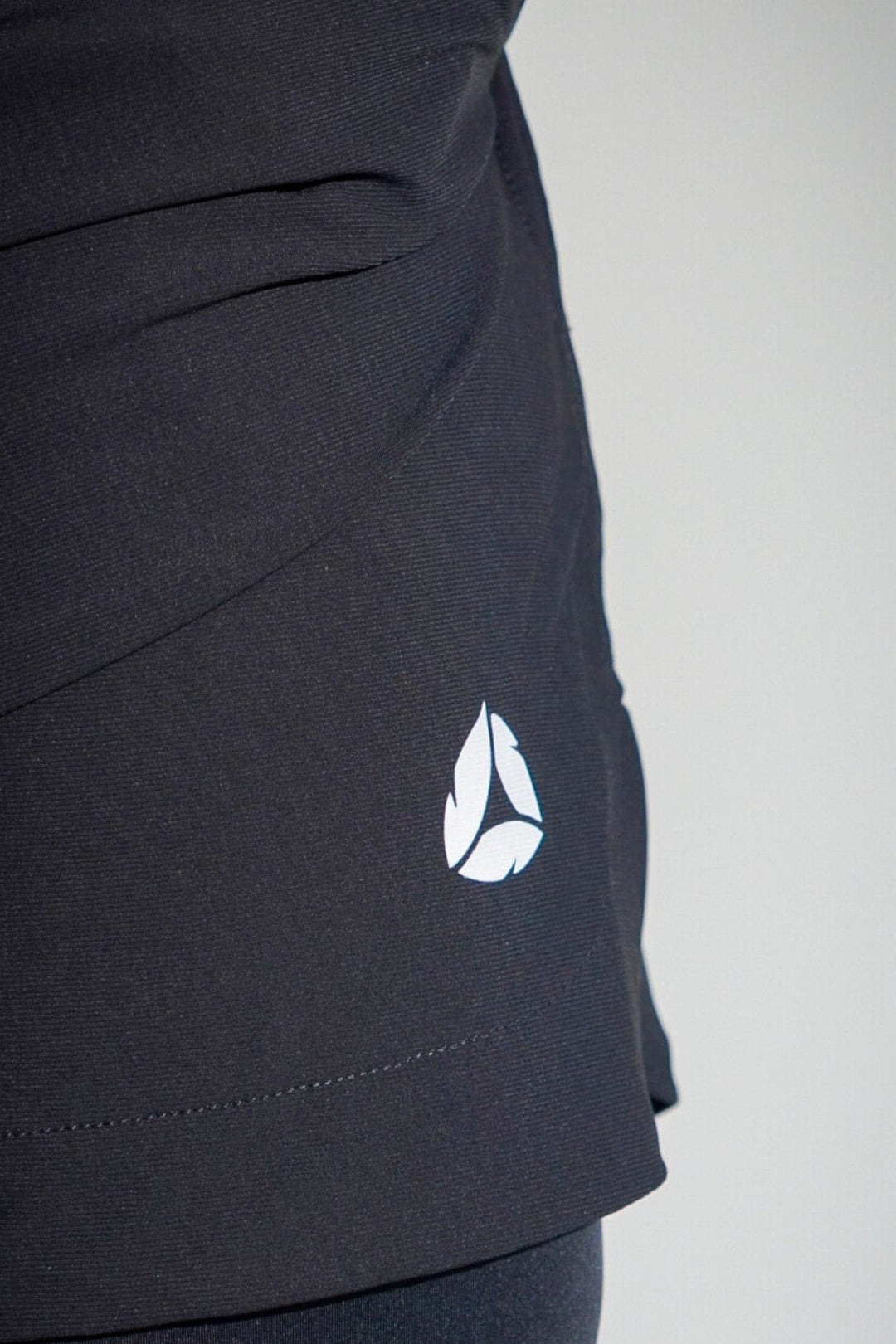 SHORT MAGNUS